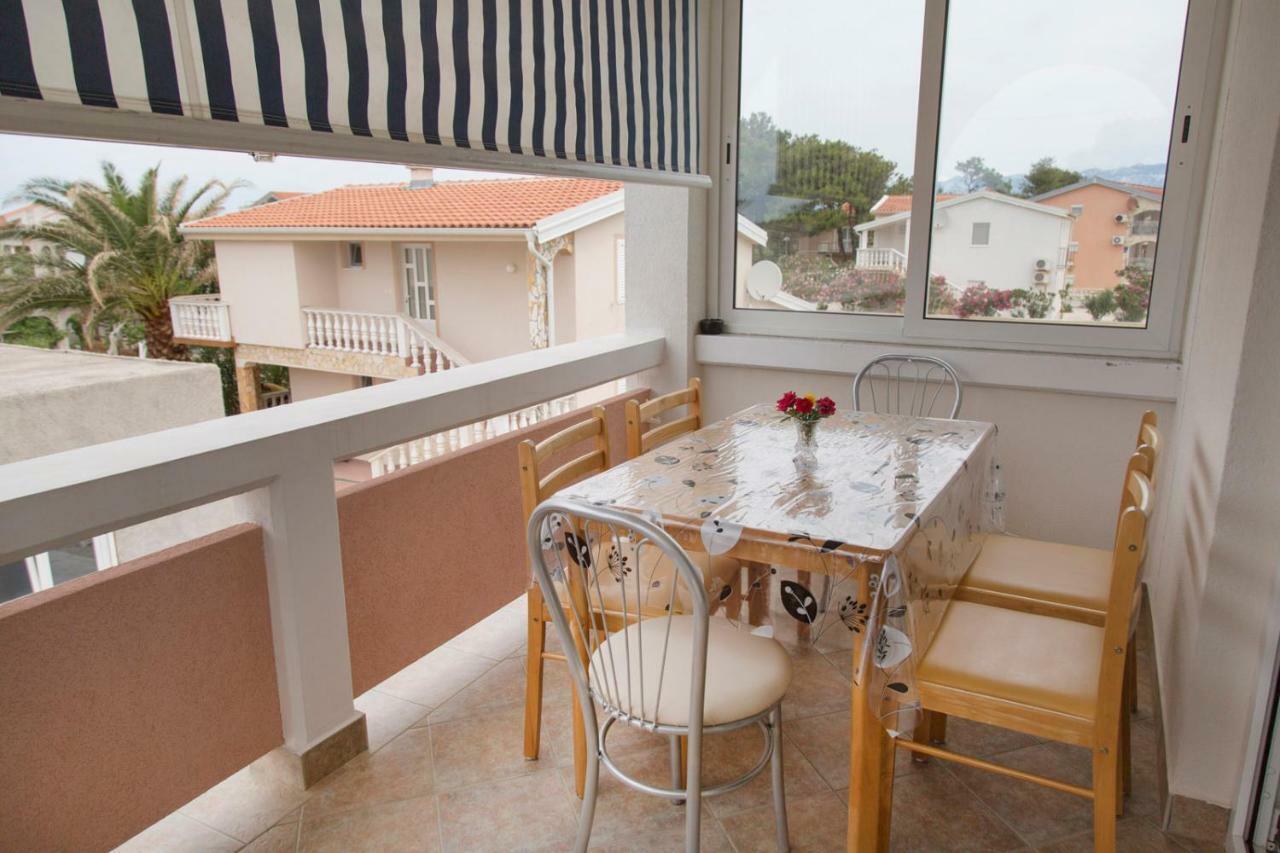 Apartments Beba Vir Dış mekan fotoğraf
