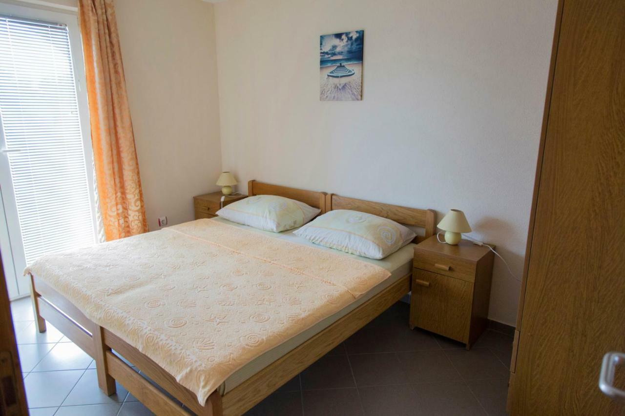 Apartments Beba Vir Dış mekan fotoğraf