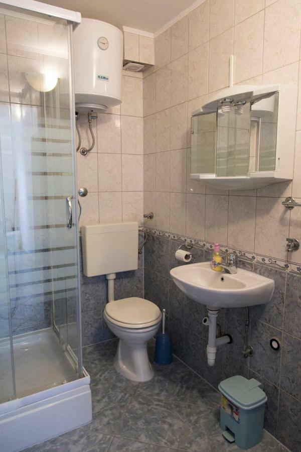 Apartments Beba Vir Dış mekan fotoğraf