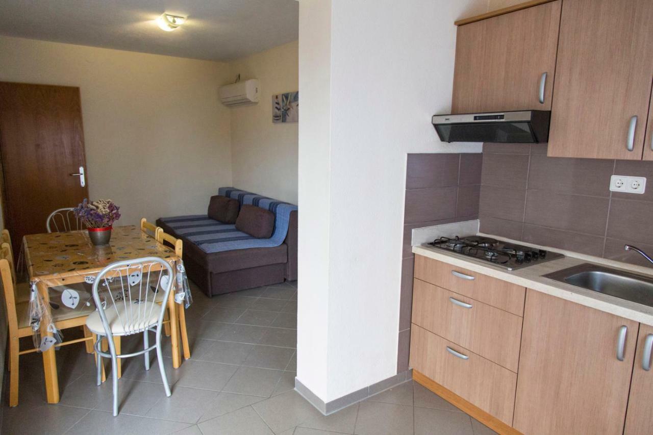 Apartments Beba Vir Dış mekan fotoğraf